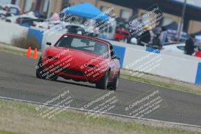 media/Dec-19-2025-Lucky Dog Racing (Fri) [[3b7b1b5fc8]]/Intermediate Low/Session 2 Turn 1/